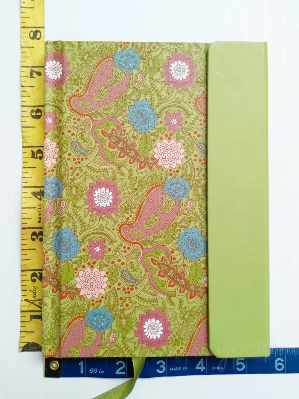 DiVOGA Magnetic Hardcover Journal Lined 5x7 NEW (FLAWS) Green Paisley Notebook